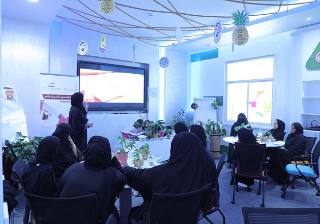 Read more about the article دائرة النيابة تنفذ ورشة في فن الزراعه الداخلية والخارجية