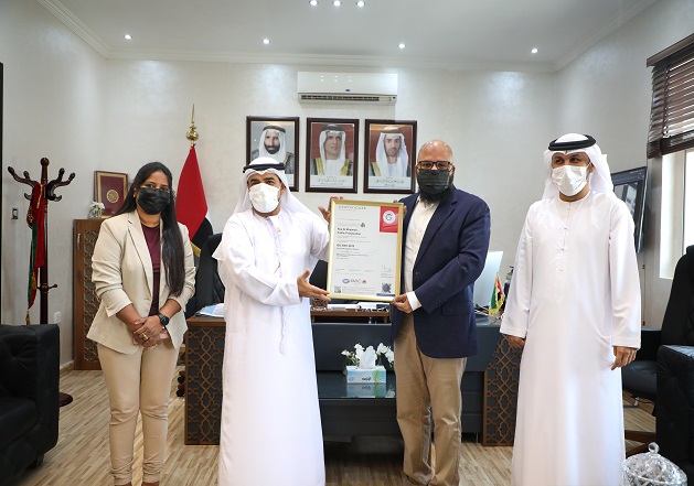 Read more about the article النيابة العامة في رأس الخيمة تحقق 5 مواصفات عالمية في مجال الجودة.