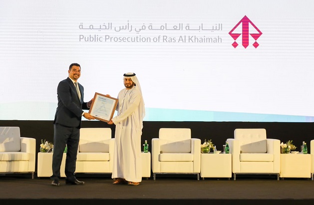 Read more about the article لنيابة العامة في رأس الخيمة تجدد حصولها على شهادة المعيار الدولي ” 50001:2018 ISO