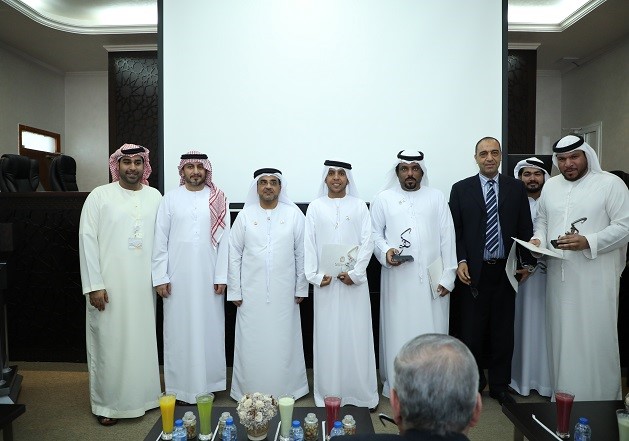 البم نام: دائرة النيابة العامة تكرم الموظفين المتميزين